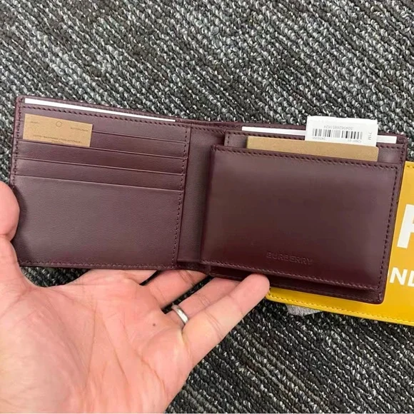 Burberry Ronan soft leather logo bifold wallet - Picture 7 of 8